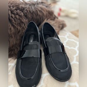Women’s Kenneth Cole Black Patent Leather Loafer